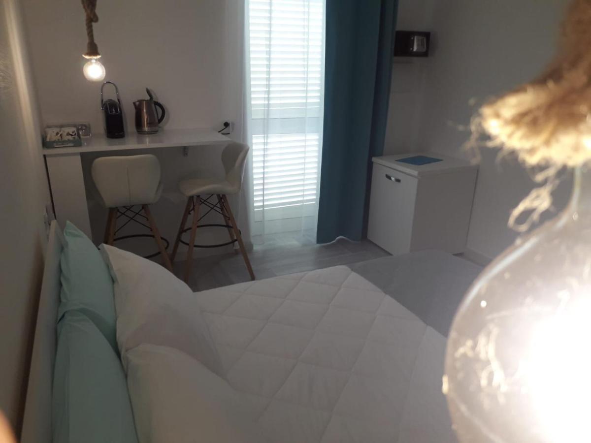Aquamari B&B 维耶斯泰 外观 照片